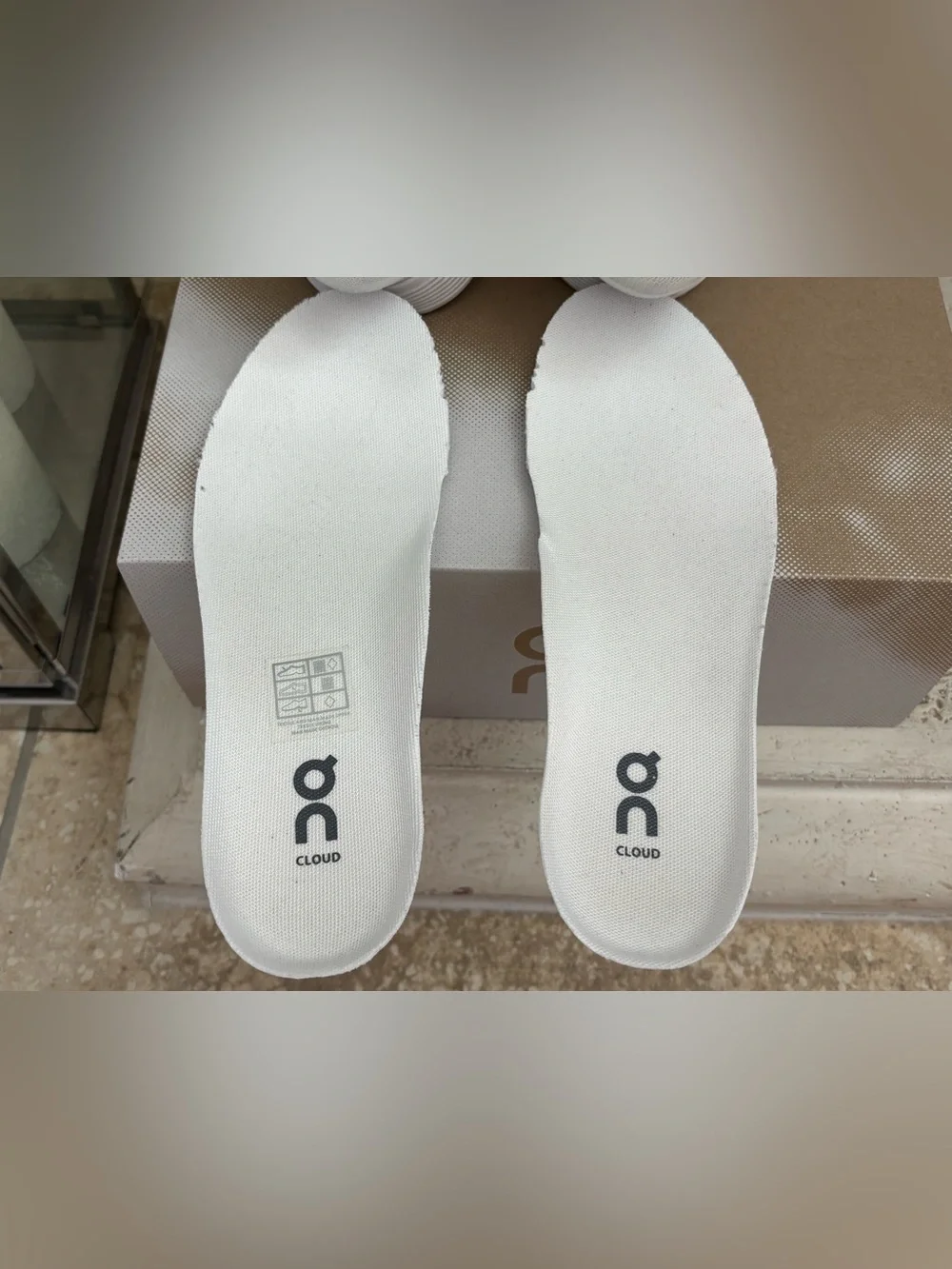 Women’s On Cloud 5 Shoes - Picture 12 of 16